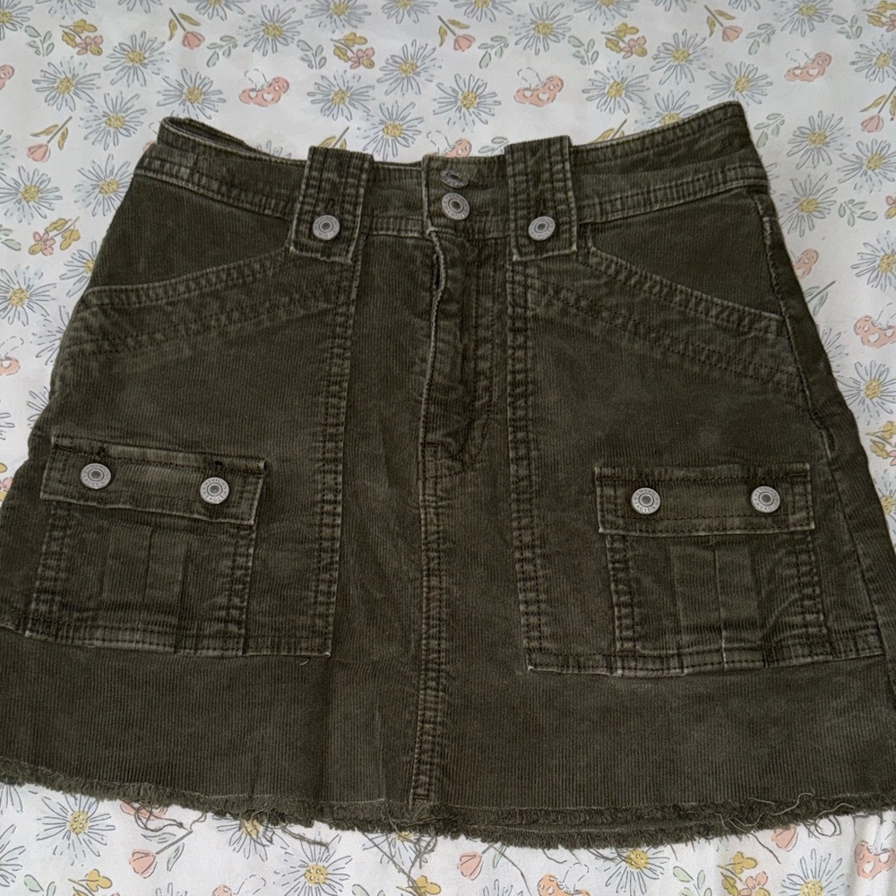 American Eagle Outfitters Dark Green Mini Skirt